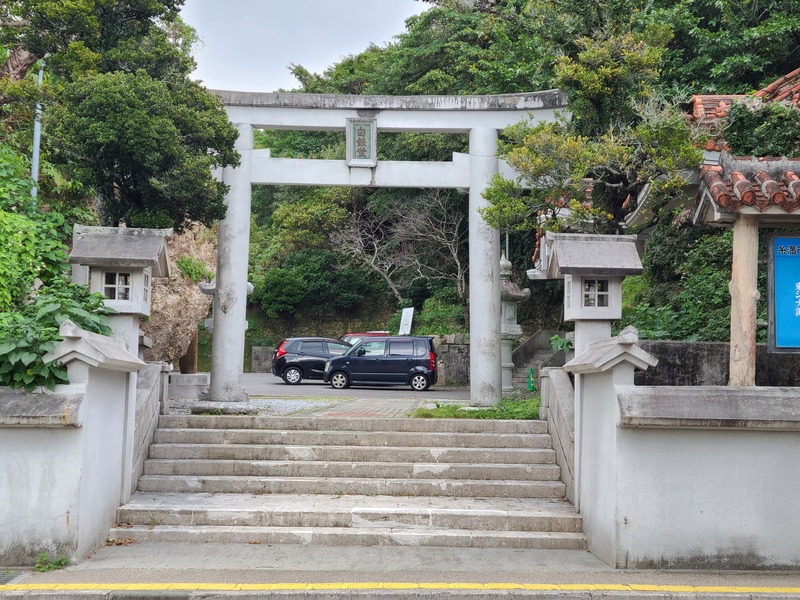Monument within the Hakugindō Shrineメイン画像2