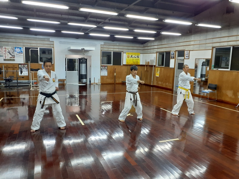 沖縄空手道古武道小林流武心舘 本部 川崎道場 - 沖縄空手ナビ