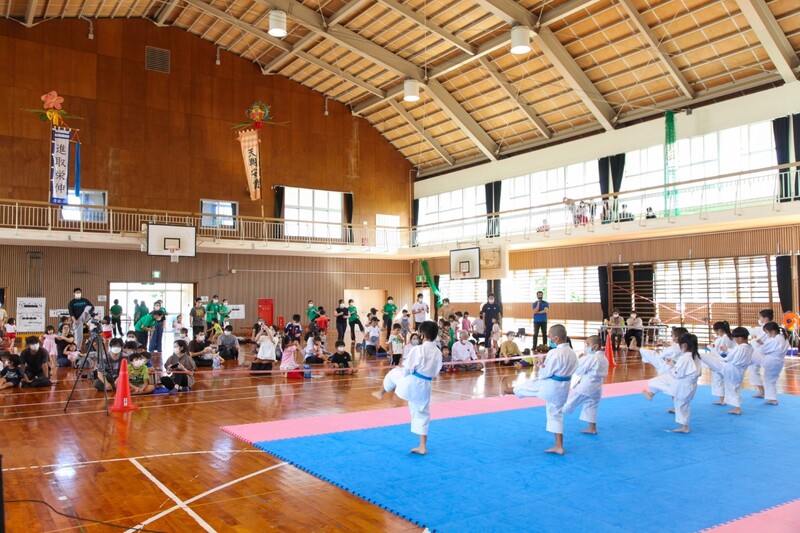 上地流空手道・琉球古武道 琉志会 安謝修武館 - 沖縄空手ナビ